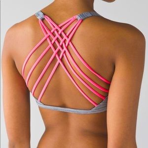 Lululemon Free to Be Bra